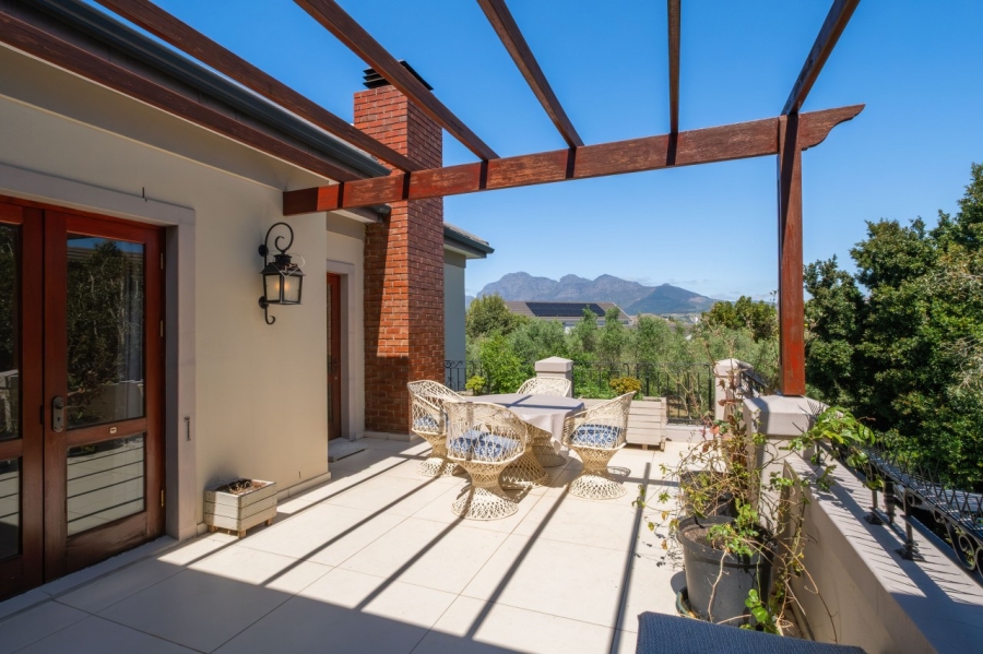 5 Bedroom Property for Sale in Val De Vie Estate Western Cape